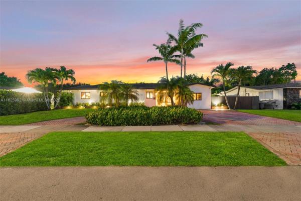 Sunswept Isle, 2400 NE 209th Ter, Ojus, Florida 33180, image 2