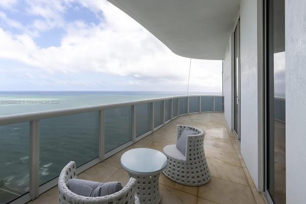 Tdr Tower 3, 15811 Collins Ave #4002, Sunny Isles Beach, Florida 33160, image 1