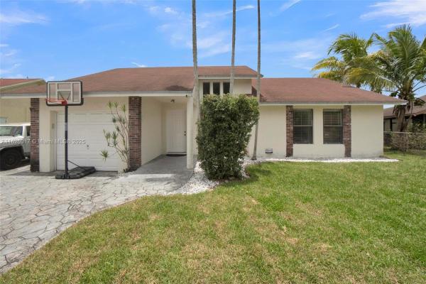 Springtree West, 4947 NW 91st Ter, Sunrise, Florida 33351, image 2