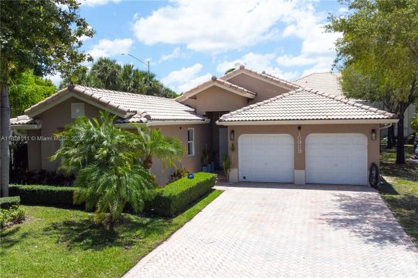 St Croix At Doral Isles, 10989 NW 73rd Ter, Doral, Florida 33178, image 1