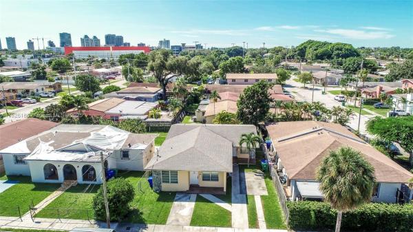 South Bay Estates, 3156 SW 27th St, Miami, Florida 33133, image 1