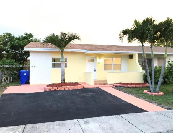Broadview Country Club Estates, 6710 SW 18th Ct, North Lauderdale, Florida 33068, image 2