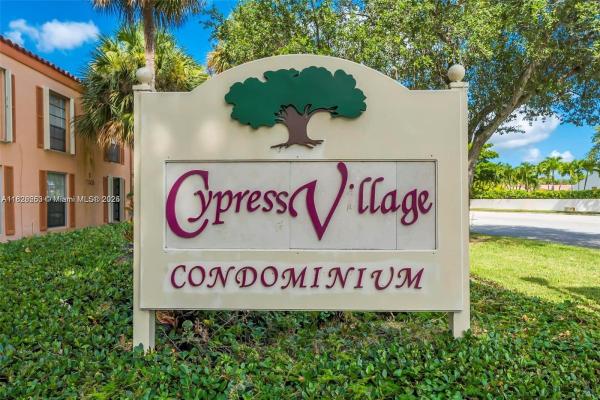 Cypress Village, 7204 Fairway Dr #I25, Miami Lakes, Florida 33014, image 2