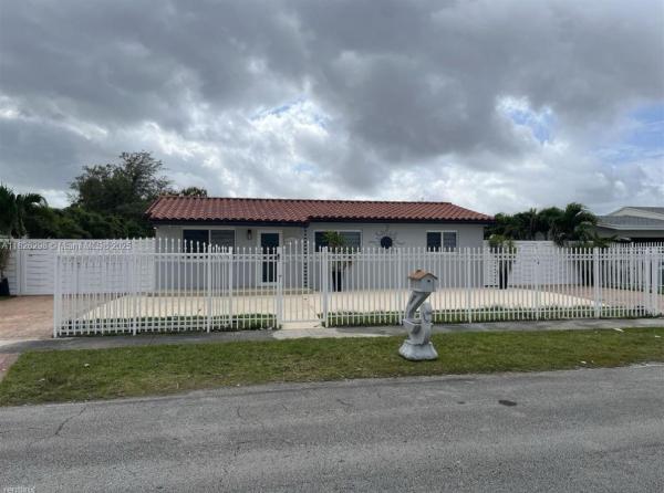 11450 SW 196th St, Unincorporated Dade County, Florida 33157, image 1