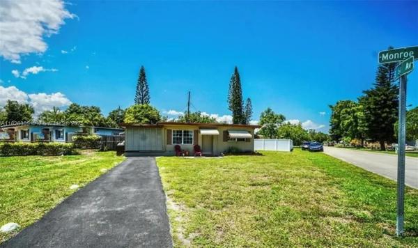 Cresthaven, 6103 Monroe St, Hollywood, Florida 33023, image 2
