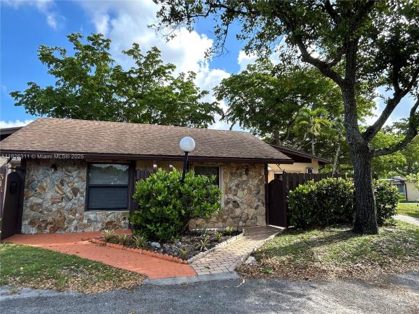 Villas At Carriage Hills Lakeside, 316 Briarwood Cir #4-17, Hollywood, Florida 33024, image 1