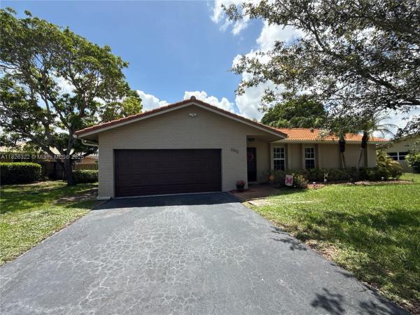 Westchester, 2372 NW 120th Ln, Coral Springs, Florida 33065, image 2