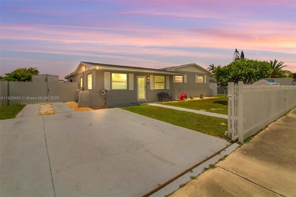 14855 SW 297th Ter, Homestead, Florida 33033, image 1
