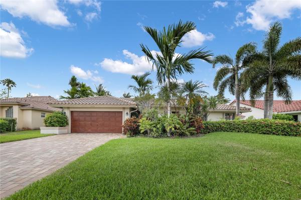 Jacaranda Lakes, 10070 NW 10th St, Plantation, Florida 33322, image 1