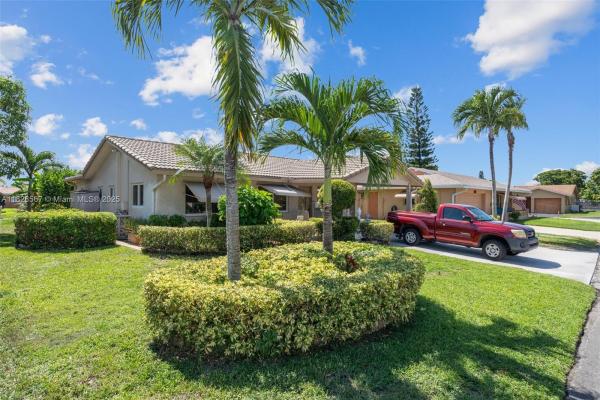 Westwood 17, 7615 NW 66th Ter, Tamarac, Florida 33321, image 1