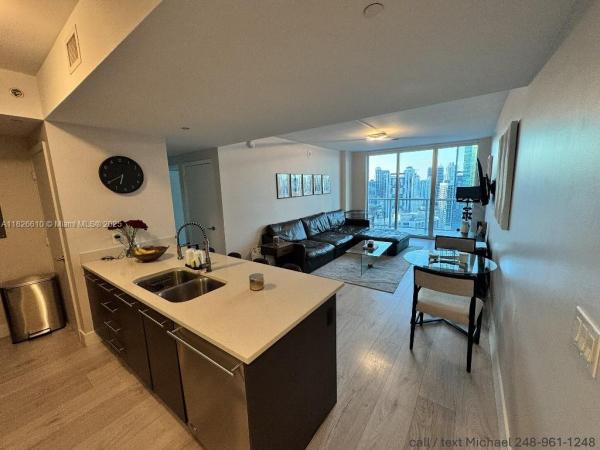 500 Brickell East, 500 Brickell Ave #3803, Miami, Florida 33131, image 2