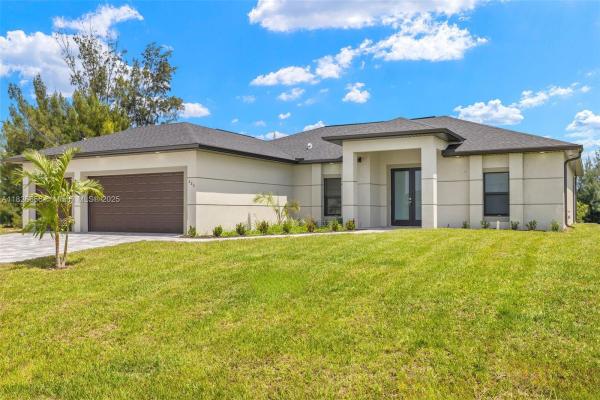 2933 SE Santa Barbara Pl, Cape Coral, Florida 33904, image 1