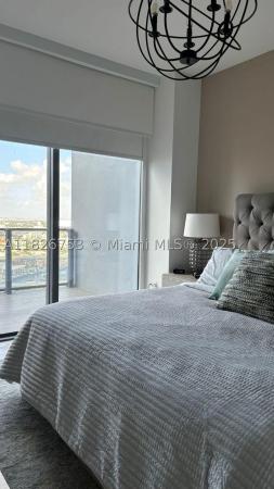Reach Brickell City Centre, 68 SE 6th St #2804, Miami, Florida 33131, image 2