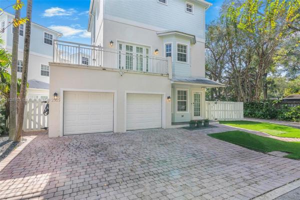 Waverly Place, 1111 Waverly Rd #1111, Fort Lauderdale, Florida 33312, image 1