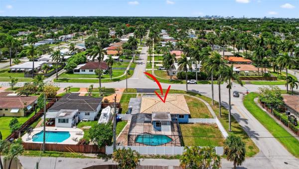 Orangebrook Golf Estates, 3202 Pierce St, Hollywood, Florida 33021, image 2