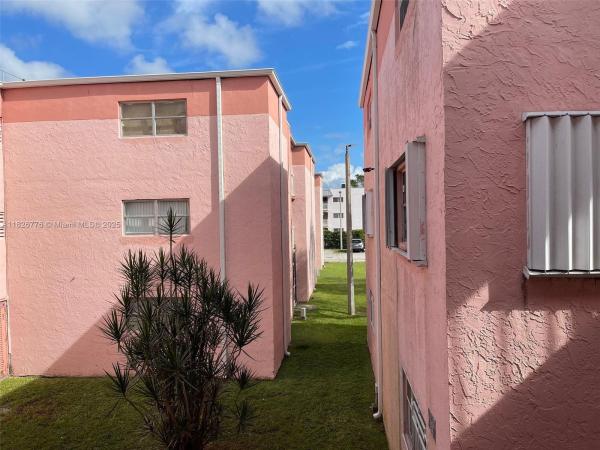 Point South, 19729 SW 114th Ave #251, South Miami Heights, Florida 33157, image 2