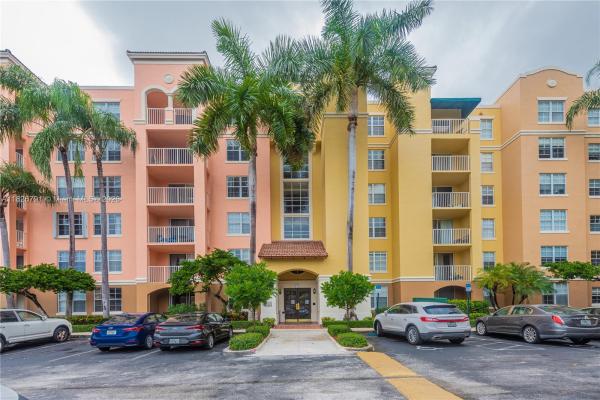 The Yacht Club At Aventura, 19601 E Country Club Dr #7104, Aventura, Florida 33180, image 1