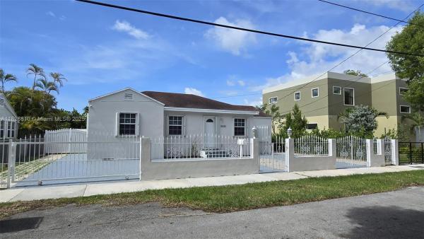 Eugenia Groves Park, 3640 SW 13th St, Miami, Florida 33145, image 1