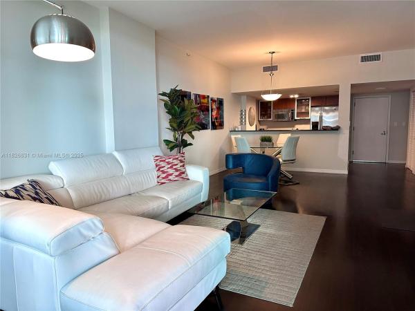 1800 Club, 1800 N Bayshore Dr #511, Miami, Florida 33132, image 1
