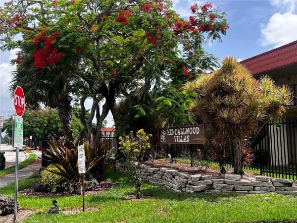 Kendallwood Villas, 10511 SW 108th Ave #181, Kendall, Florida 33176, image 3