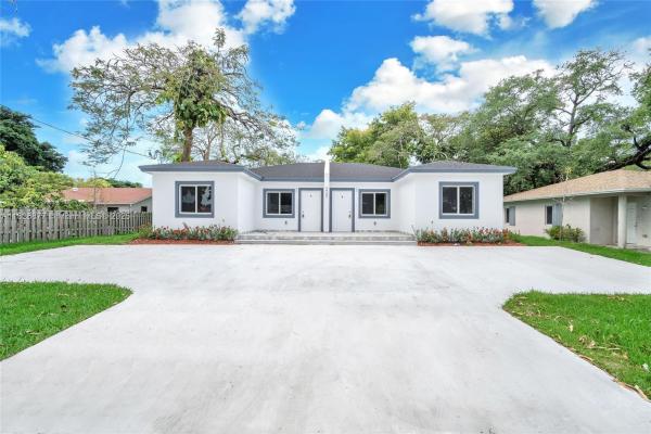 2448 NW 42nd St #A, Unincorporated Dade County, Florida 33142, image 1