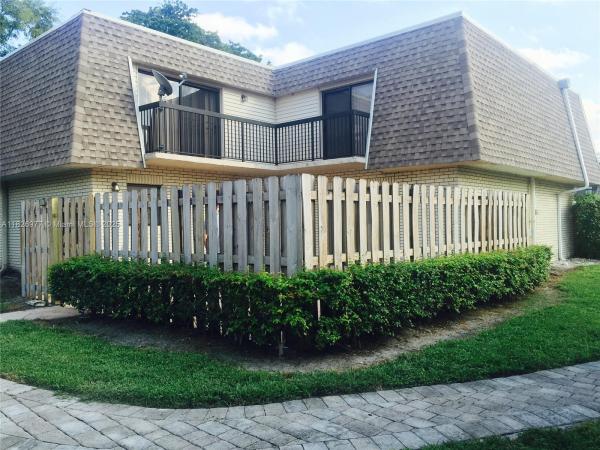Bay Tree Patio Homes, 8205 SW 23rd Ct #21A, North Lauderdale, Florida 33068, image 1