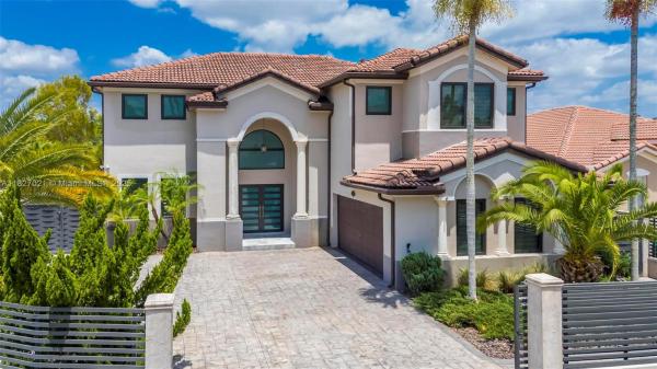 14995 SW 12th Ln, Miami, Florida 33194, image 1