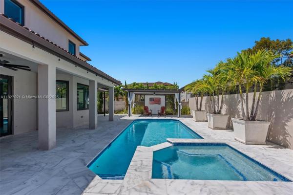 14995 SW 12th Ln, Miami, Florida 33194, image 3