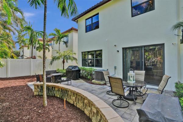 Foxcroft, 3786 SW 90th Ave, Miramar, Florida 33025, image 2