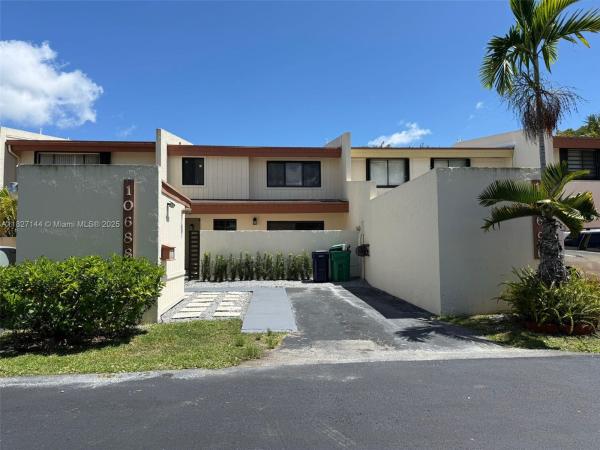 10688 SW 76th Ter 0, Unincorporated Dade County, Florida 33173, image 1