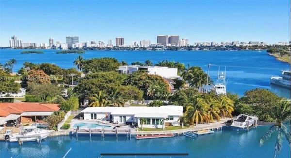 Keystone Island, 12388 N Bayshore Dr #., North Miami, Florida 33181, image 1