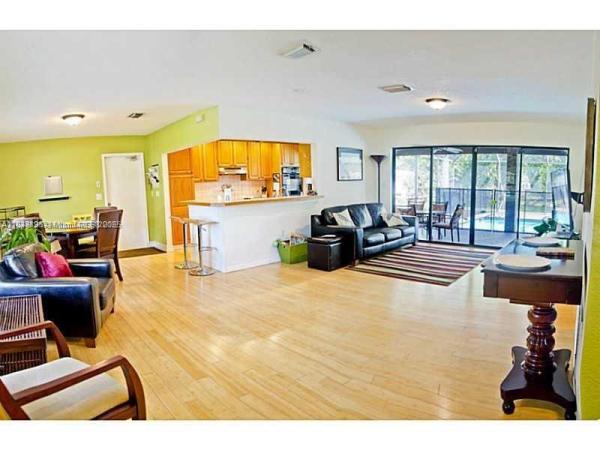 Orchard Estates, 9321 SW 177th St, Palmetto Bay, Florida 33157, image 1