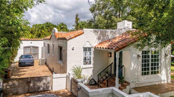 Granada, 1210 Genoa St, Coral Gables, Florida 33134, image 1