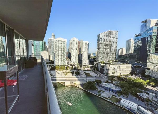 Mint At Riverfront, 92 SW 3rd St #2602, Miami, Florida 33130, image 1