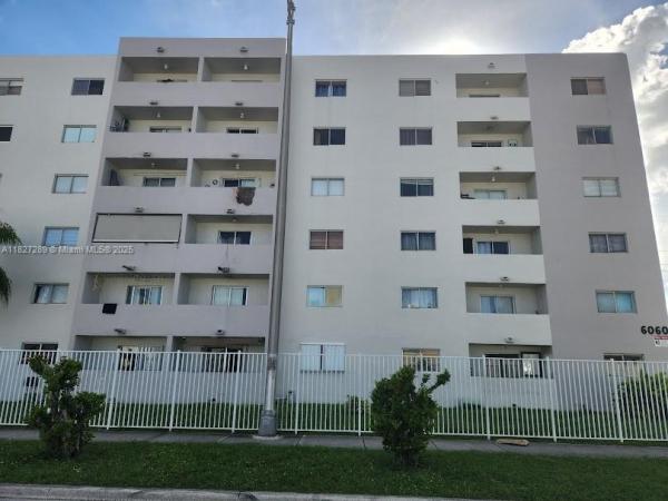 Valencia Towers, 6060 W 21 Ct 103, Hialeah, Florida 33016, image 1