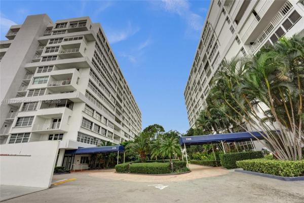 East Point Towers, 1160 N Federal Hwy #419, Fort Lauderdale, Florida 33304, image 2