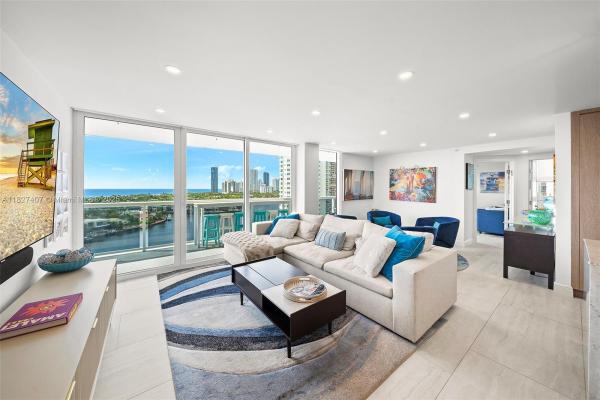 Waterview 2, 20515 E Country Club Dr #1547, Aventura, Florida 33180, image 3
