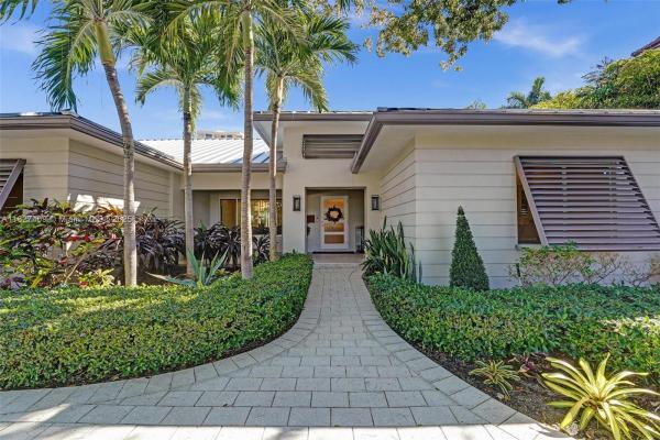 Harbor Beach, 1206 E Lake Dr, Fort Lauderdale, Florida 33316, image 1