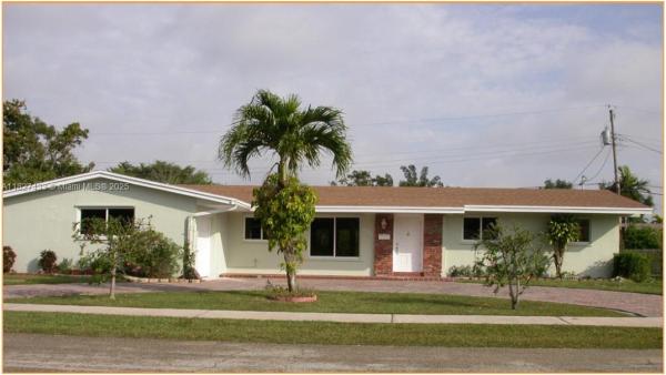 8791 SW 87th St, Unincorporated Dade County, Florida 33173, image 1