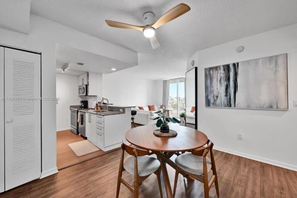 1800 Biscayne Plaza, 275 NE 18th St #1809, Miami, Florida 33132, image 1
