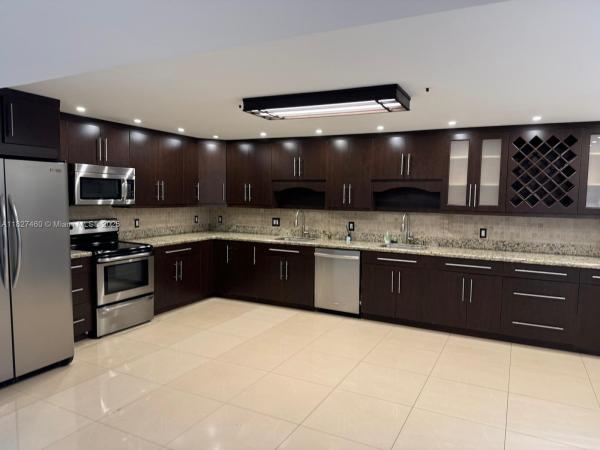 Villa Dorada, 20401 NE 30th Ave #124-8, Aventura, Florida 33180, image 1