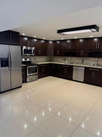 Villa Dorada, 20401 NE 30th Ave #124-8, Aventura, Florida 33180, image 2