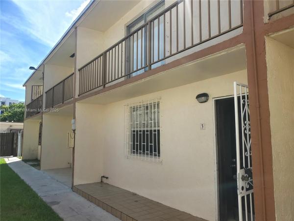 Swiss Chalet Townhouse, 311 SW 110th Ave #H3, Sweetwater, Florida 33174, image 1