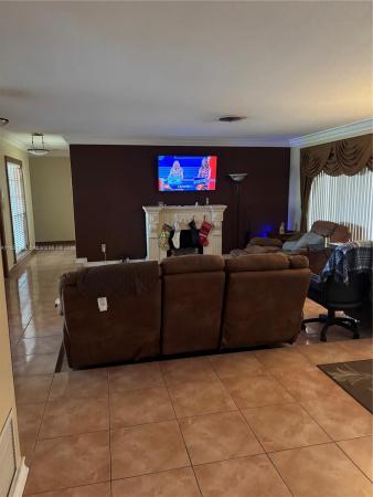 Miami Lakes Residential, 14520 Sabal Dr, Miami Lakes, Florida 33014, image 2