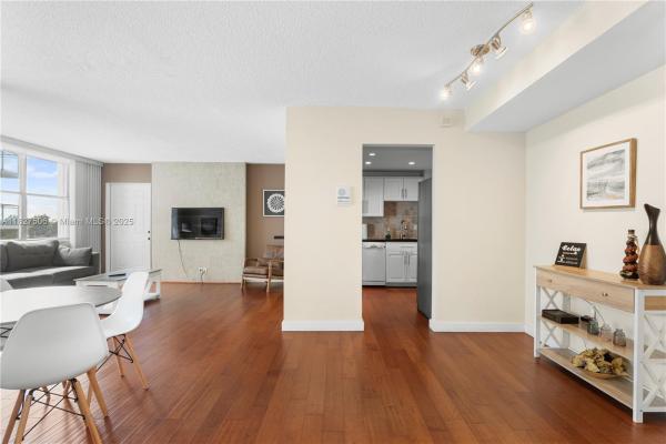 West Bay Club, 9440 W Bay Harbor Dr #5B, Bay Harbor Islands, Florida 33154, image 1