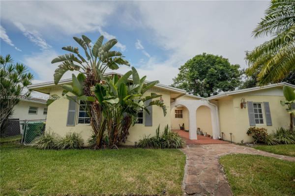 La Beau Acres, 2401 SW 58th Mnr #1-2, Dania Beach, Florida 33312, image 1