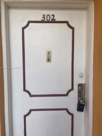 Malky, 365 NE 125 St 302, North Miami, Florida 33161, image 1