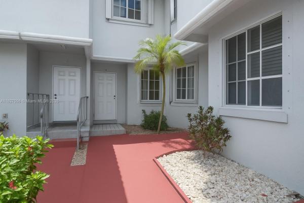 8260 NW 10 St #4, Unincorporated Dade County, Florida 33126, image 1