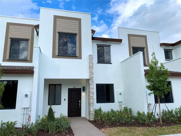 303 NE 208th Ter, Miami, Florida 33179, image 1