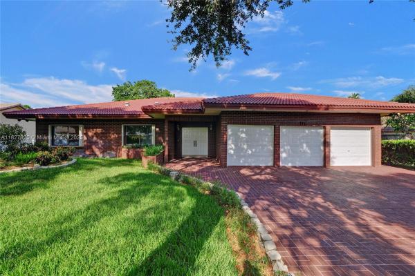 Shadow Wood, 119 NW 81st Way, Coral Springs, Florida 33071, image 2